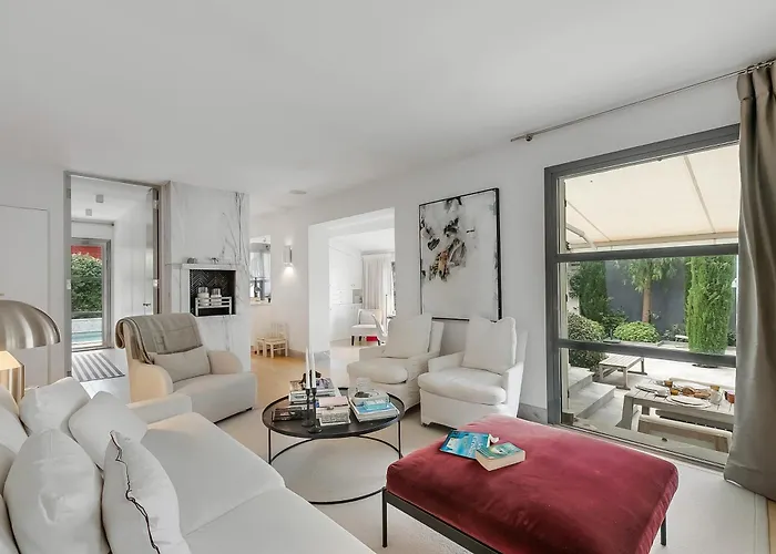 Cap D'antibes - Close To The 昂蒂布