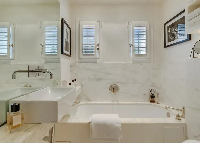 Cap D'antibes - Close To The 昂蒂布