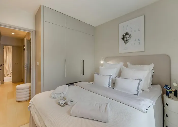 Cap D'antibes - Close To The * 昂蒂布