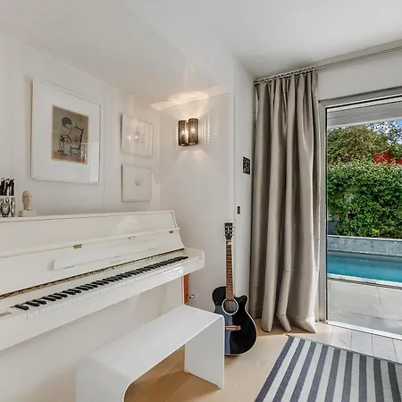 Cap D'antibes - Close To The *