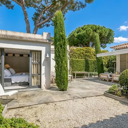 Cap D'antibes - Close To The